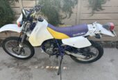 1998 Suzuki DR350se electric start.