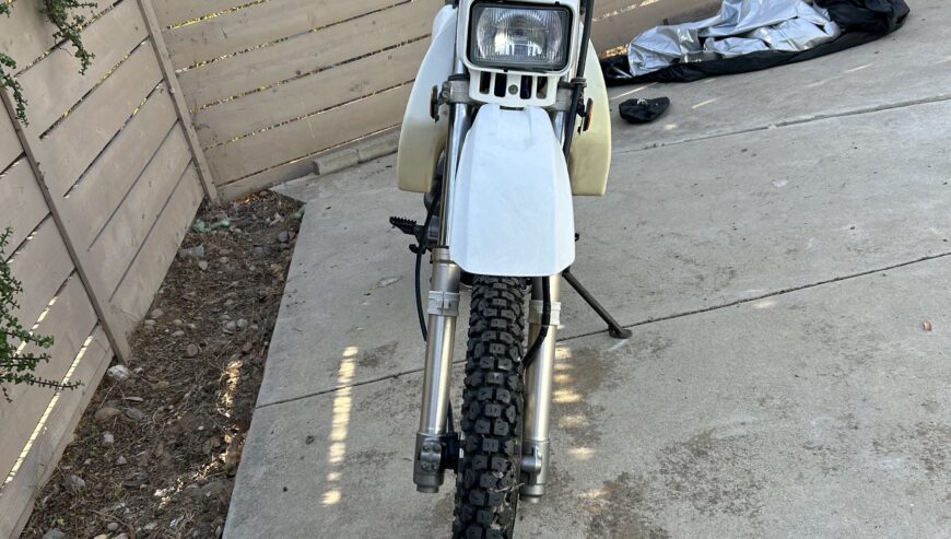 1998 Suzuki DR350se electric start.