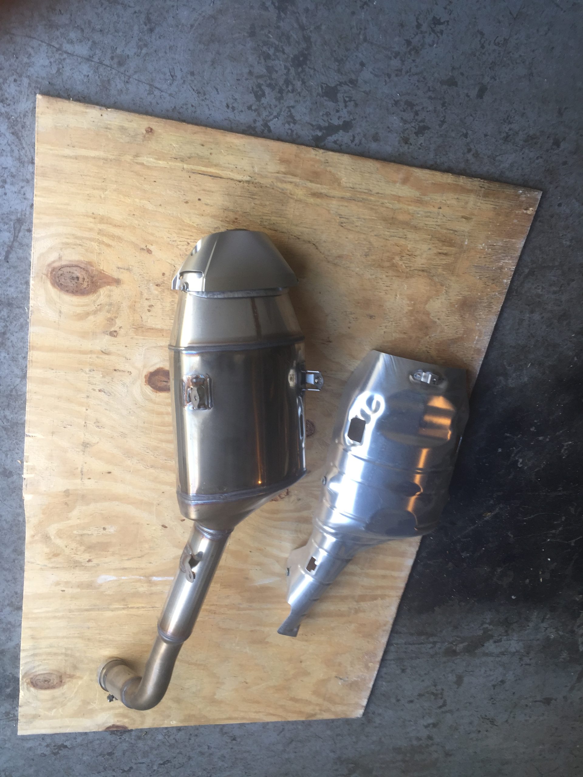 Honda cbr 600 exhaust.